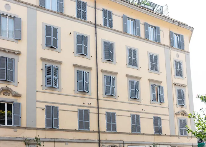 Casa Prati By In